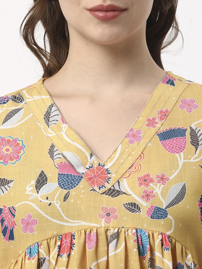 Women Printed V-Neck Tops & Tunics image number 3