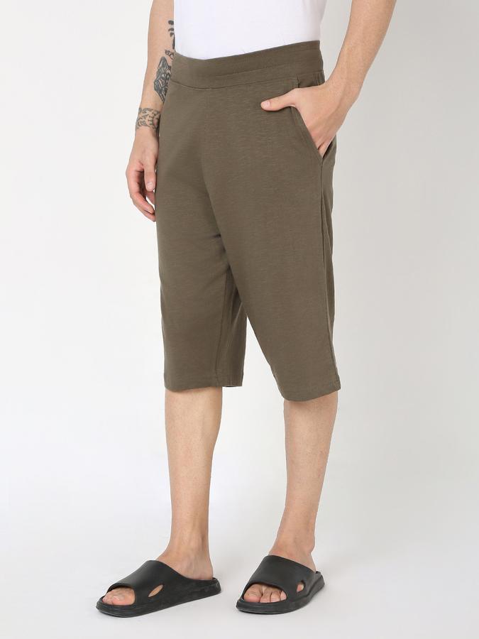 Men Regular Fit Shorts with Insert Pockets image number 1