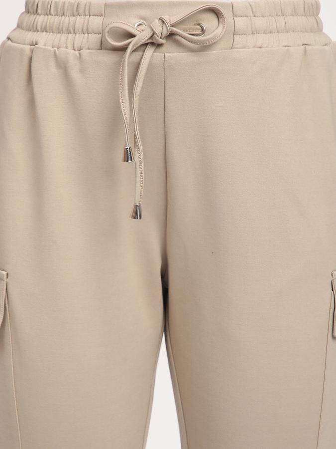 R&B Relaxed Women Brown Trousers image number 3
