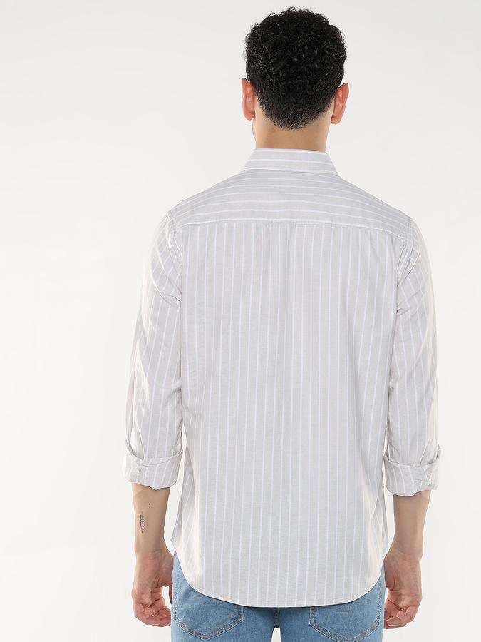 Men Striped Casual Shirt image number 3