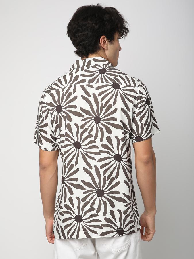 Men Printed Casual Shirt image number 2