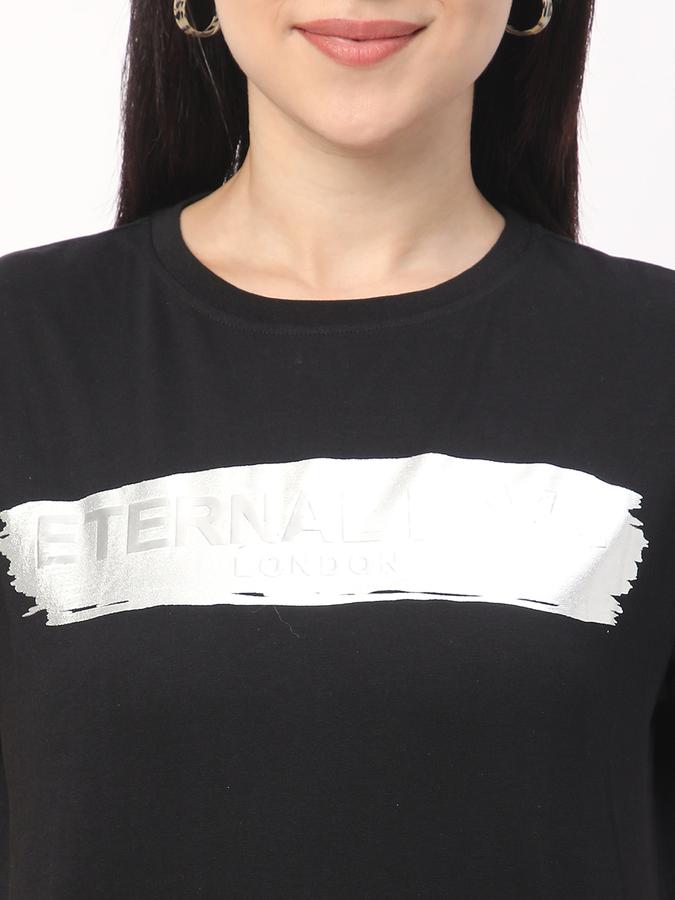 Graphic Print Women Round Neck T-Shirt image number 3