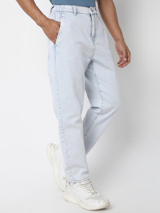 Men Dyed/Washed  Jeans image number 1