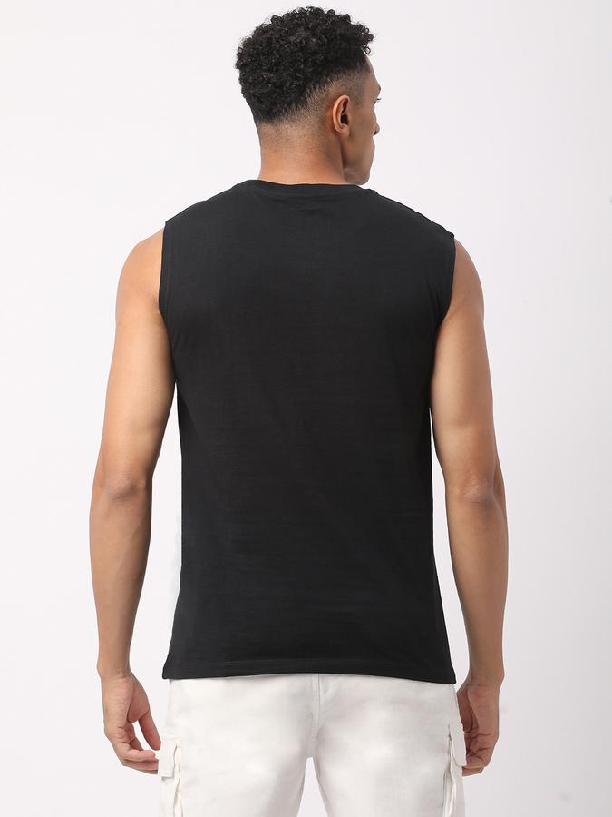 Men Graphic Print Sleeveless Vest image number 2