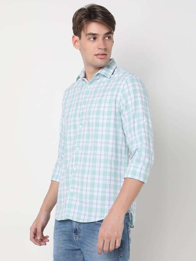 Men Checked Regular Fit Shirt with Patch Pocket image number 1