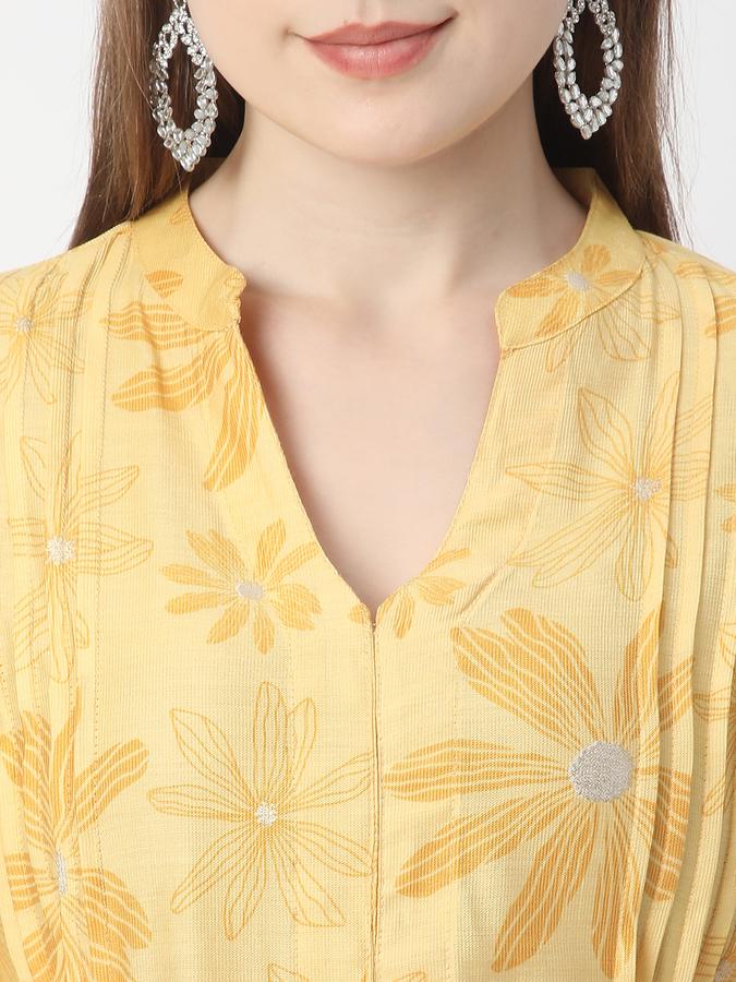 Women Printed Straight Kurta  image number 3