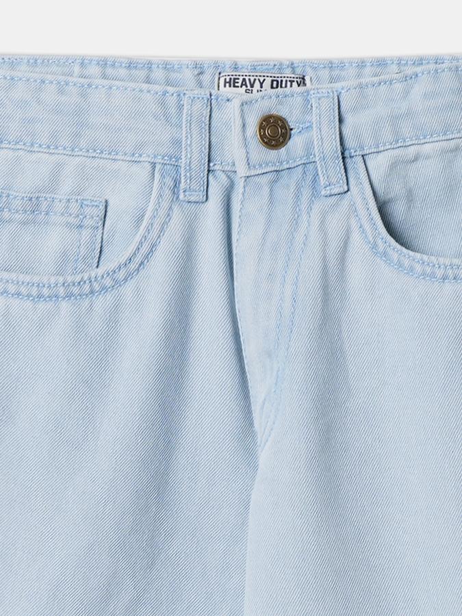 Boys Mid-Rise Jeans with Insert Pockets image number 2