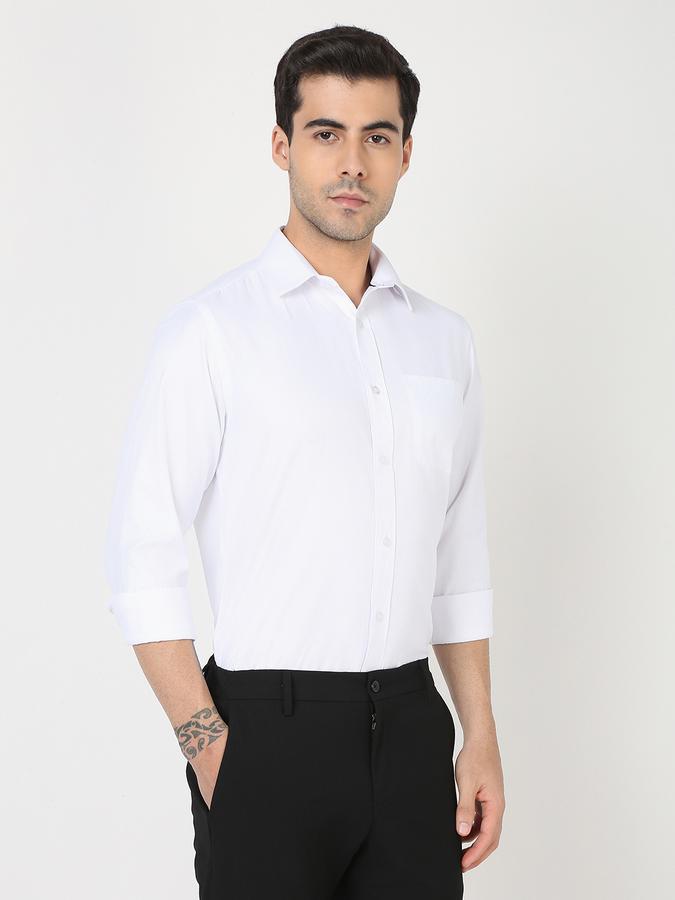 Men Slim Fit Shirt with Cutaway Collar image number 2