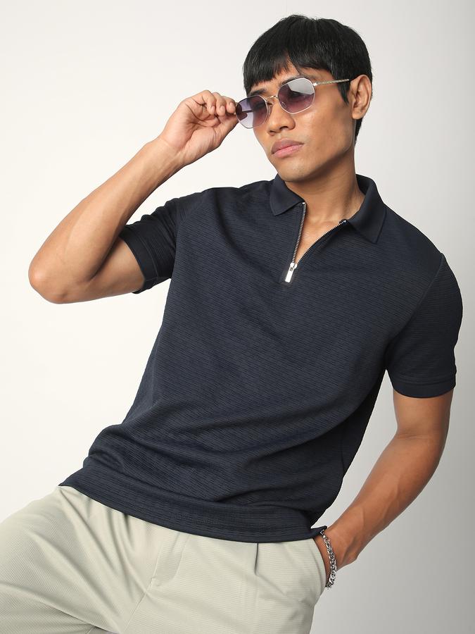 Solid Men Polo Neck T-Shirt image number 0