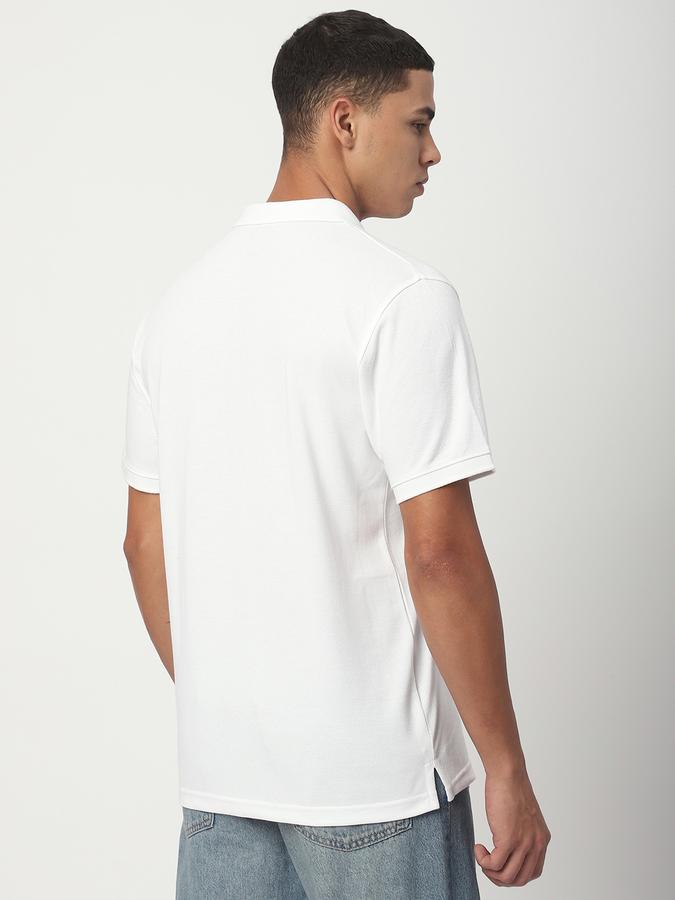 Solid Men Polo Neck T-Shirt image number 2