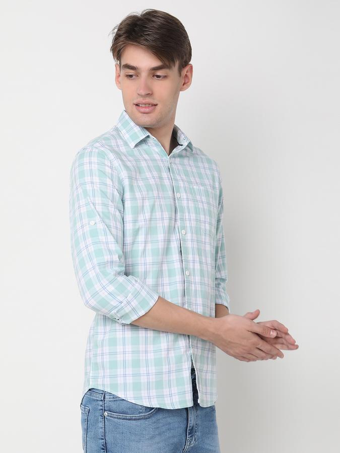 Men Checked Regular Fit Shirt with Patch Pocket image number 2