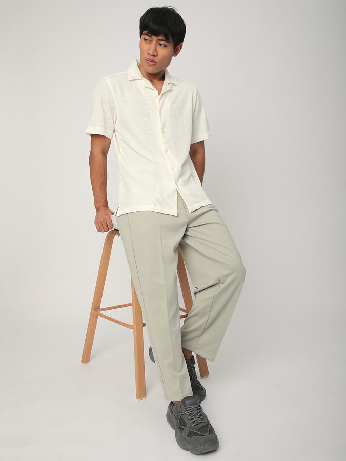 Men Solid Casual Shirt image number 1