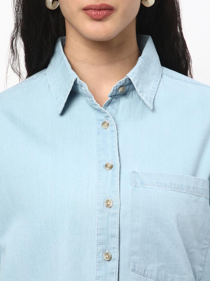 Women Spread-Collar Shirt image number 3