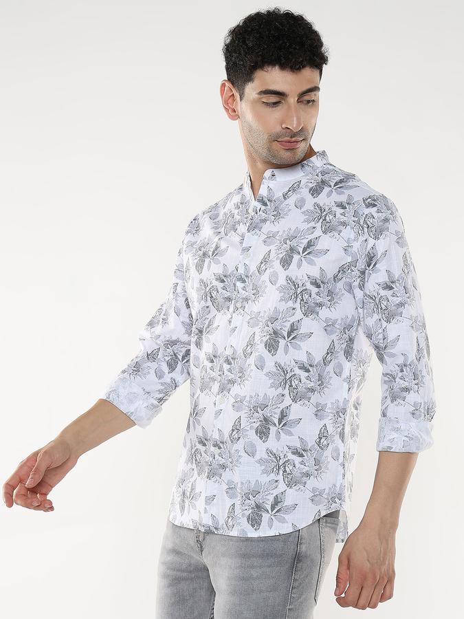 Men Printed Casual Shirt image number 2