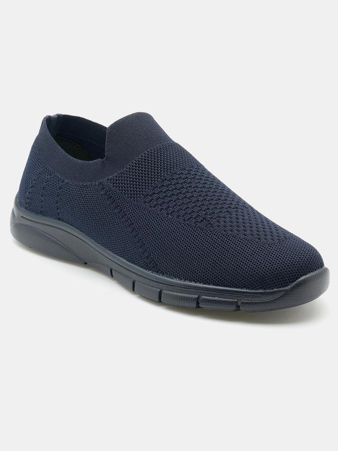 Men Low-Top Sneakers with Slip-On Styling image number 2