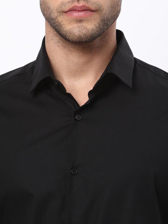 Solid Slim Fit Shirt image number 3