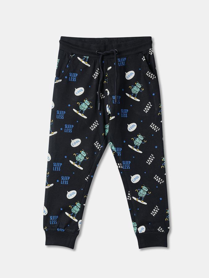 Boys Graphic Print T-Shirt & Joggers Set image number 3