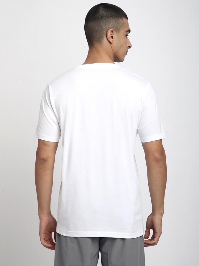 Printed Men Round Neck T-Shirt image number 2