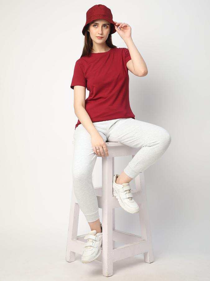 Solid Women Round Neck T-Shirt image number 1