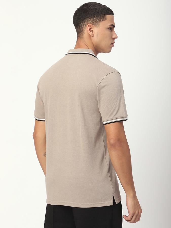 Solid Men Polo Neck T-Shirt image number 2