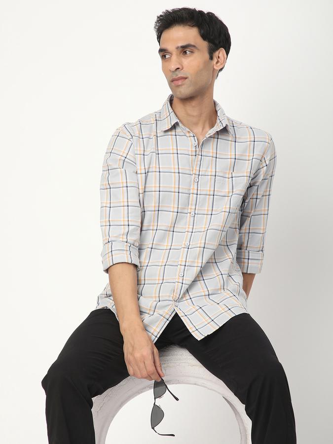 Men Checkered Casual Shirt image number 0