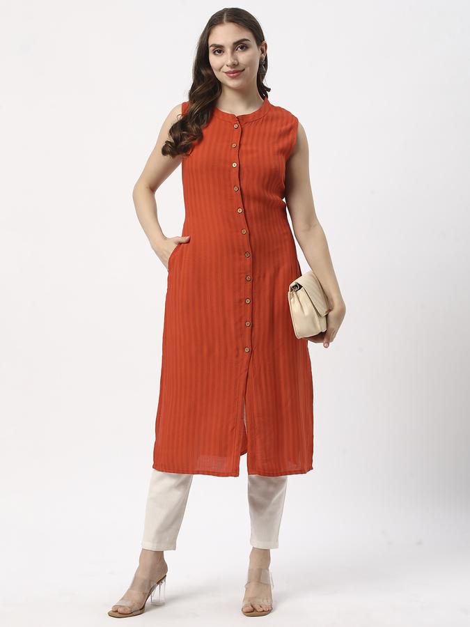 Women Solid Mandarin Neck Kurtas image number 1