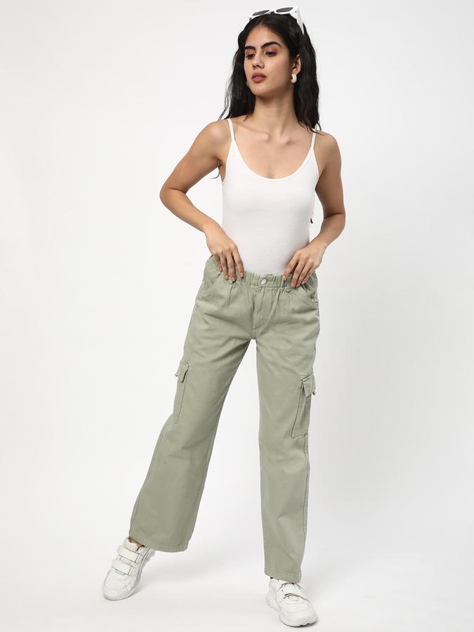 Women Relaxed Jeans with Flap Pockets image number 1