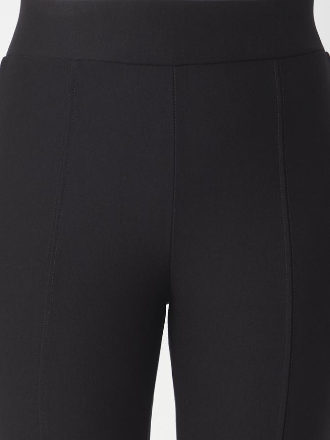 Skinny Fit Women Trousers image number 3