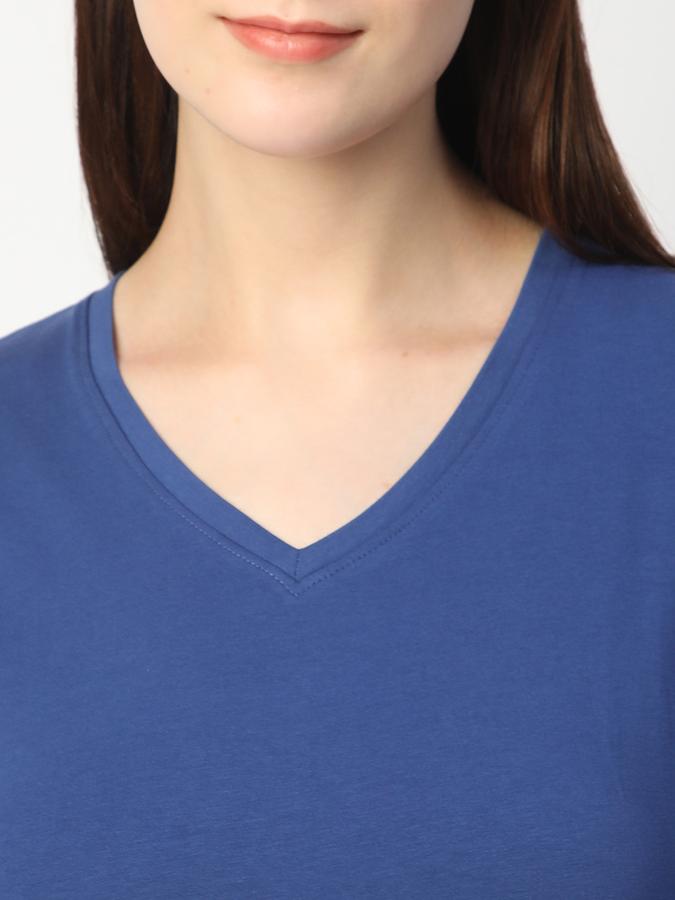 Solid Women V Neck T-Shirt image number 3