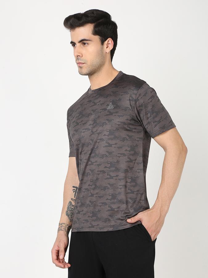 Men Geometric Print Regular Fit Crew-Neck T-Shirt image number 1