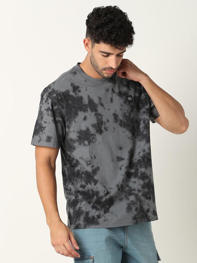 Men Tie & Dye Regular Fit Crew-Neck T-Shirt image number 2