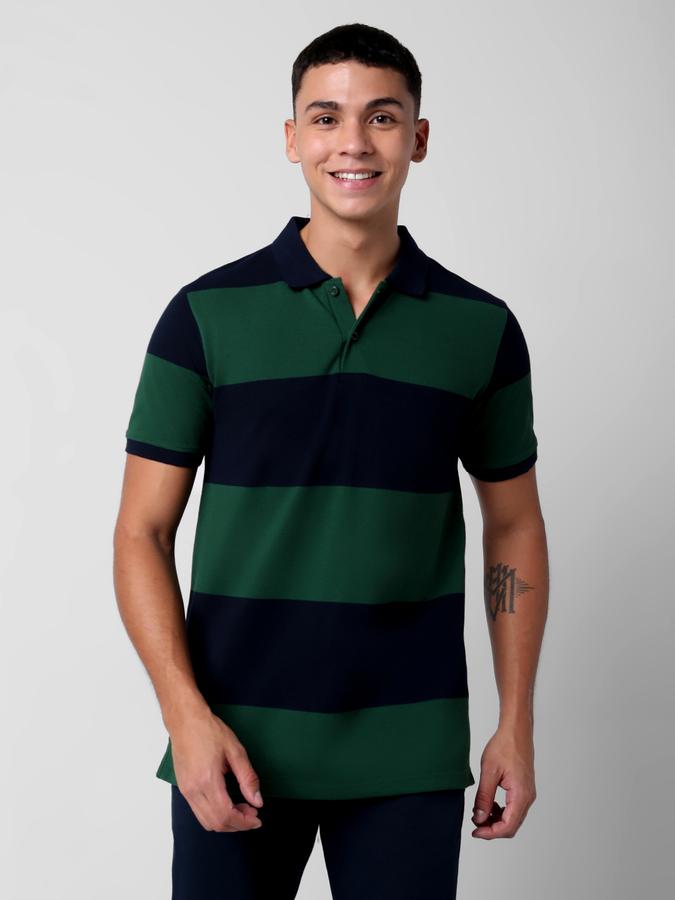 Men Colourblock Regular Fit Polo T-Shirt image number 0