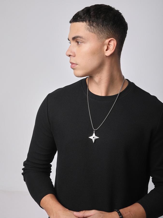 Solid Men Round Neck T-Shirt  image number 0