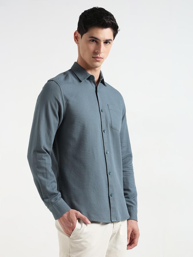 Men Textured Regular Fit Shirt with Patch Pocket image number 3