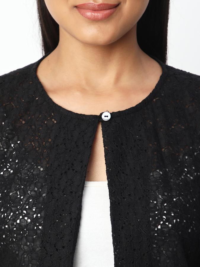 Women Textured Shrug image number 3