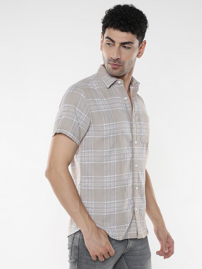 Men Checkered Casual Shirt image number 1