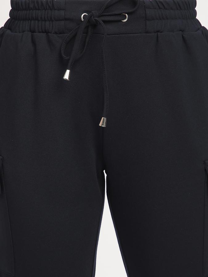 R&B Relaxed Women Trousers image number 3