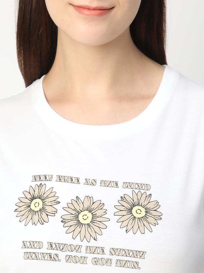 Graphic Print Women Round Neck T-Shirt image number 3