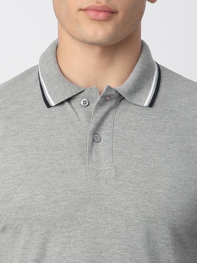 Solid Men Polo Neck T-Shirt image number 3