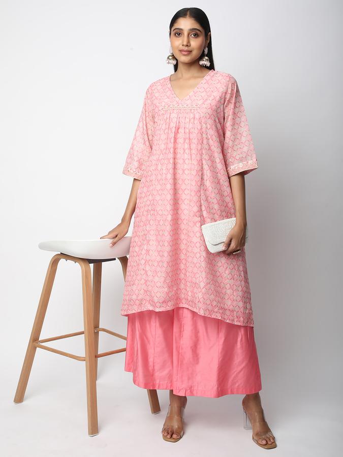 Women Printed Flared Kurta  image number 1