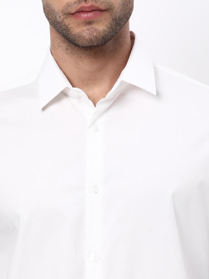 Men Slim Fit Shirt with Spread Collar image number 3