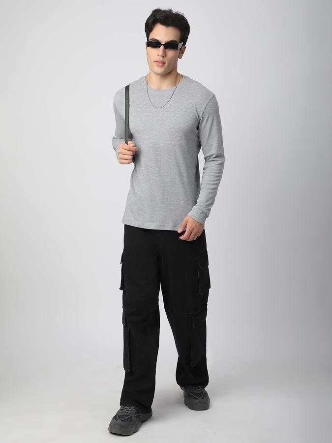 Solid Men Round Neck T-Shirt image number 1