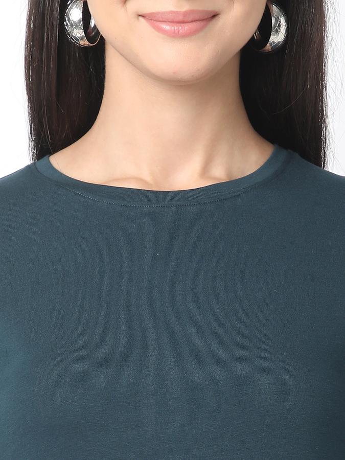 Solid Women Round Neck T-Shirt  image number 3