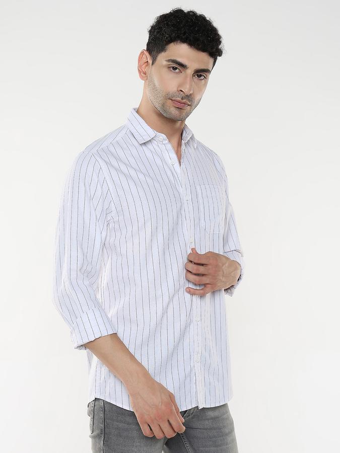 Men Striped Casual Shirt image number 1