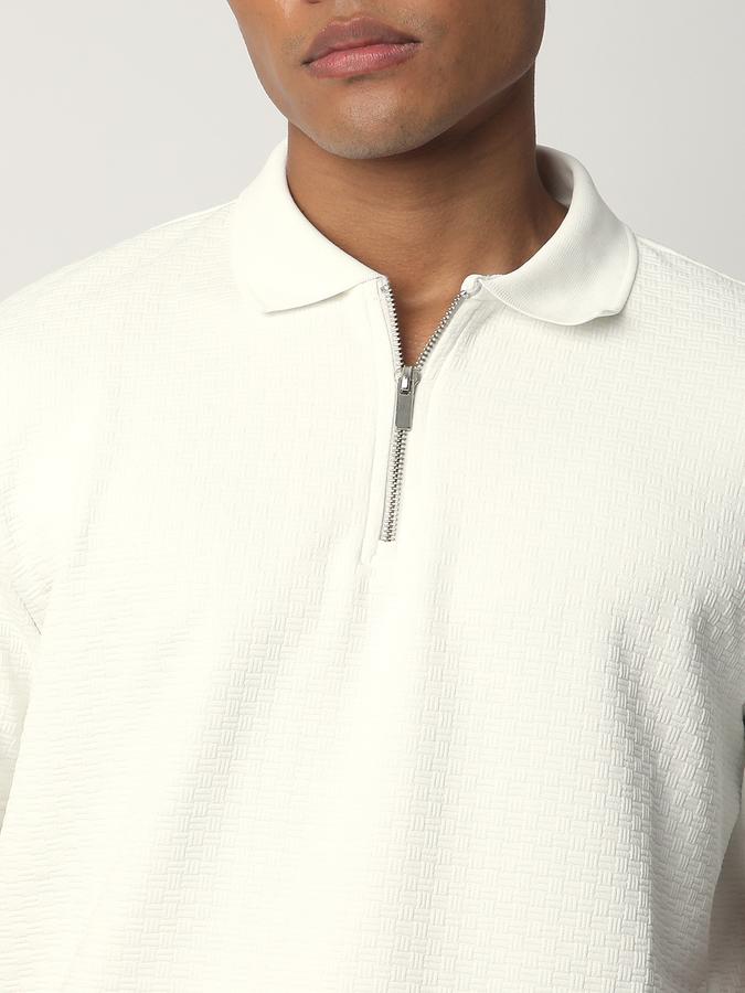 Solid Men Polo Neck T-Shirt image number 3