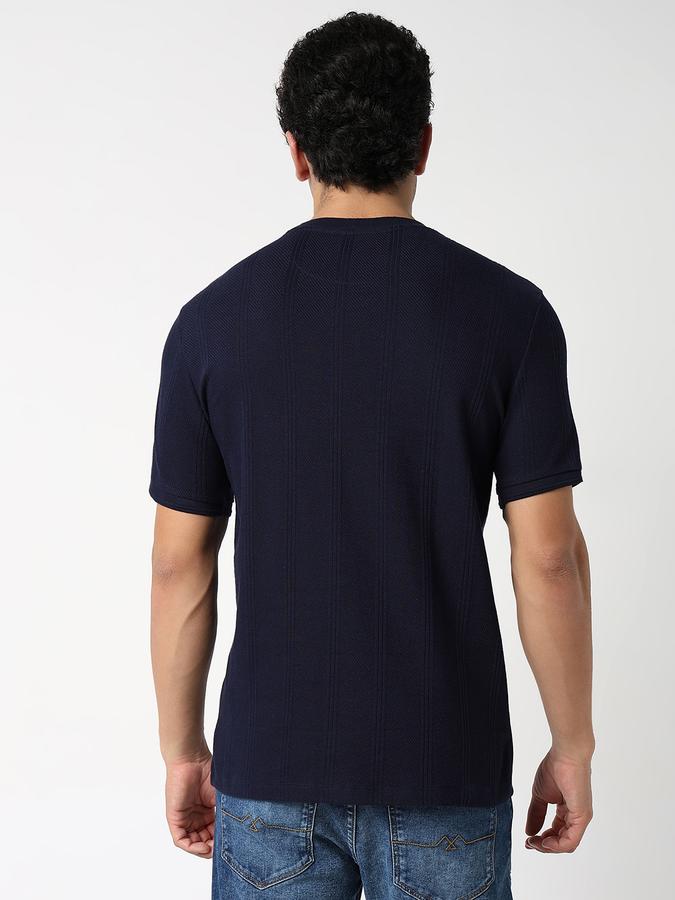 Self Design Men Round Neck T-Shirt  image number 3