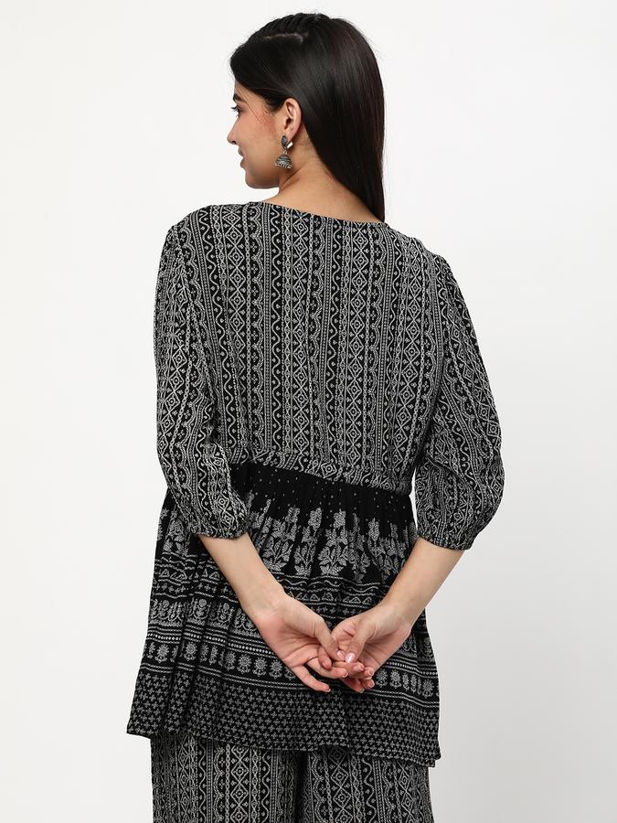 Women Printed Round-Neck Tunic image number 2