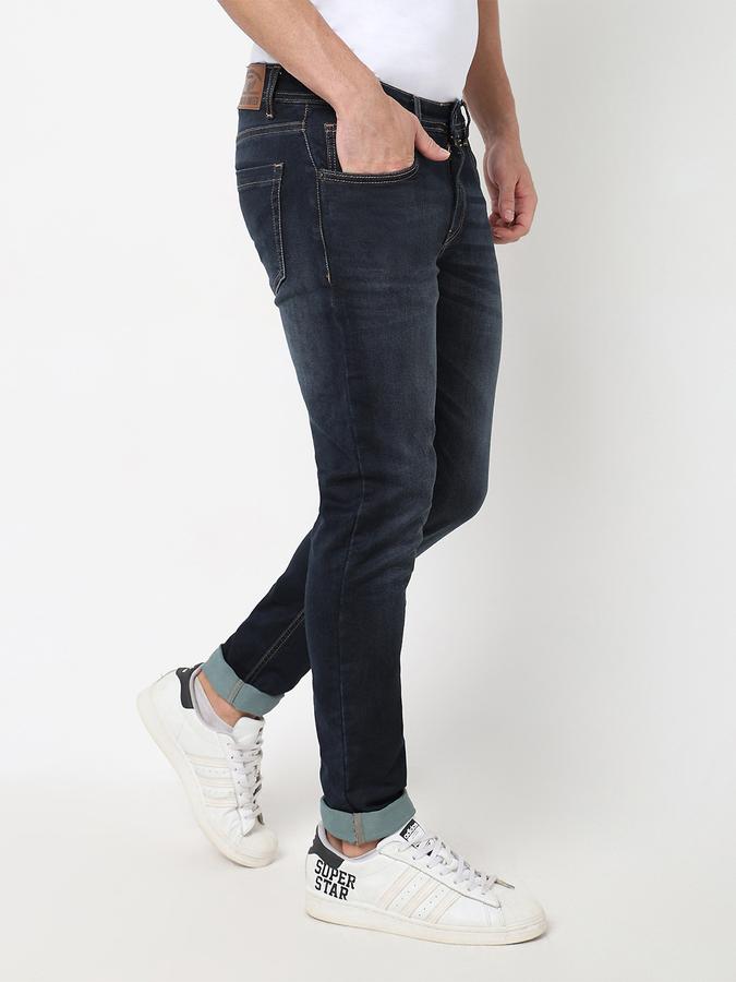 Men Dyed/Washed Jeans image number 2