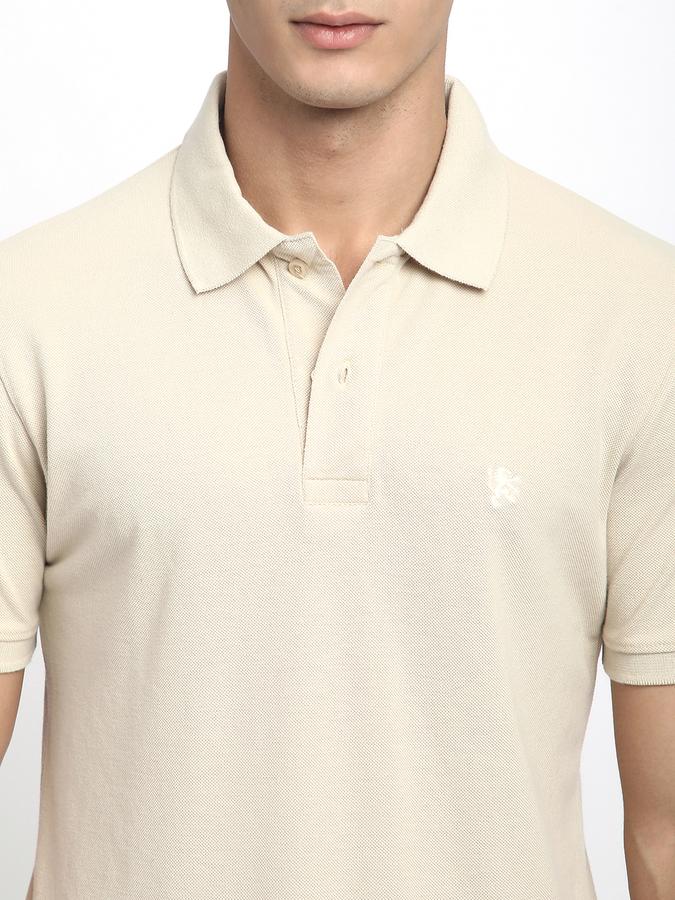 Solid Men Polo Neck T-Shirt image number 3