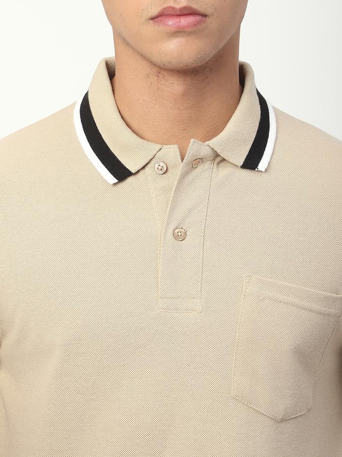 Solid Men Polo Neck T-Shirt image number 3